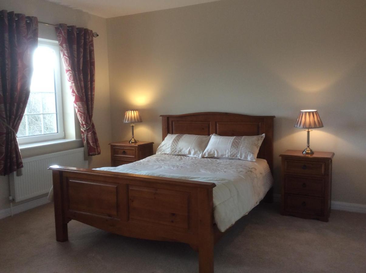 Seven Oaks B&B Ballyhaunis Exteriér fotografie